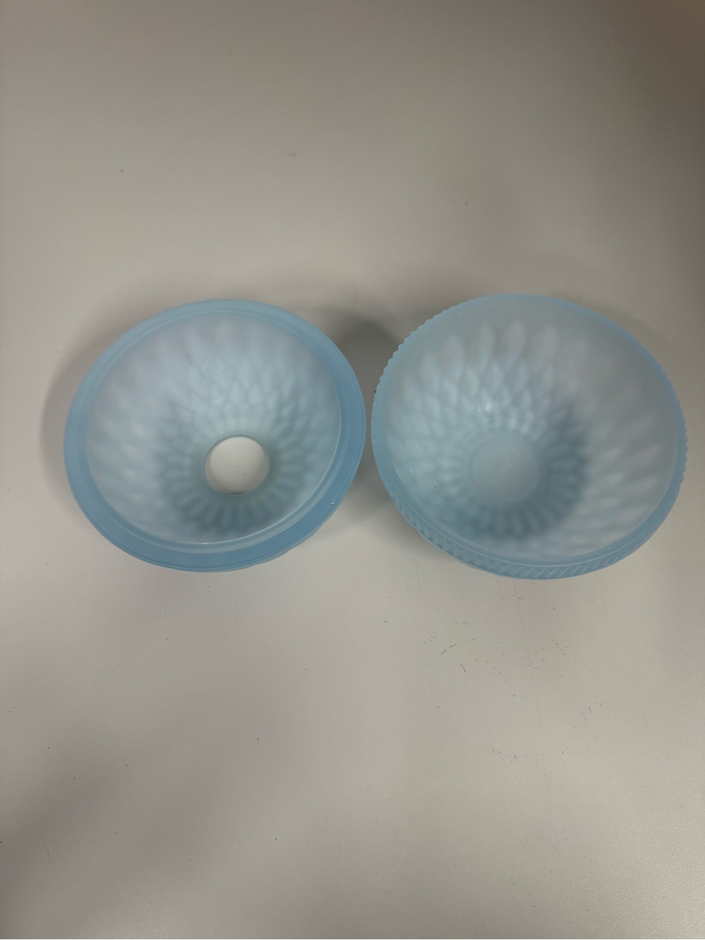 VTG Indiana Glass Frosted Light Blue Satin Diamond Point Fairy Lamp - Picture 7 of 11